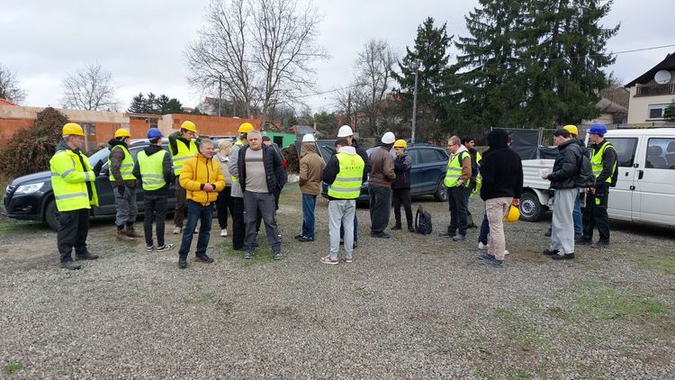 Gyakorlati és elméleti órák a terepen