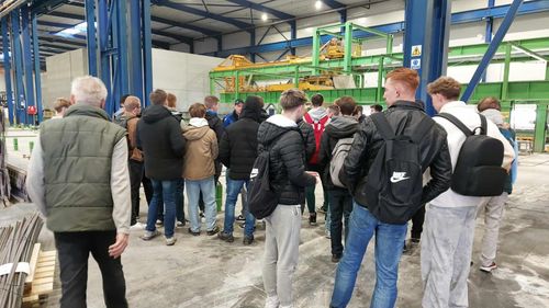 Építészet világnapja a jánossomorjai Leierben