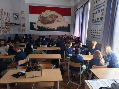 Jelen és jövő egy időben egy helyen